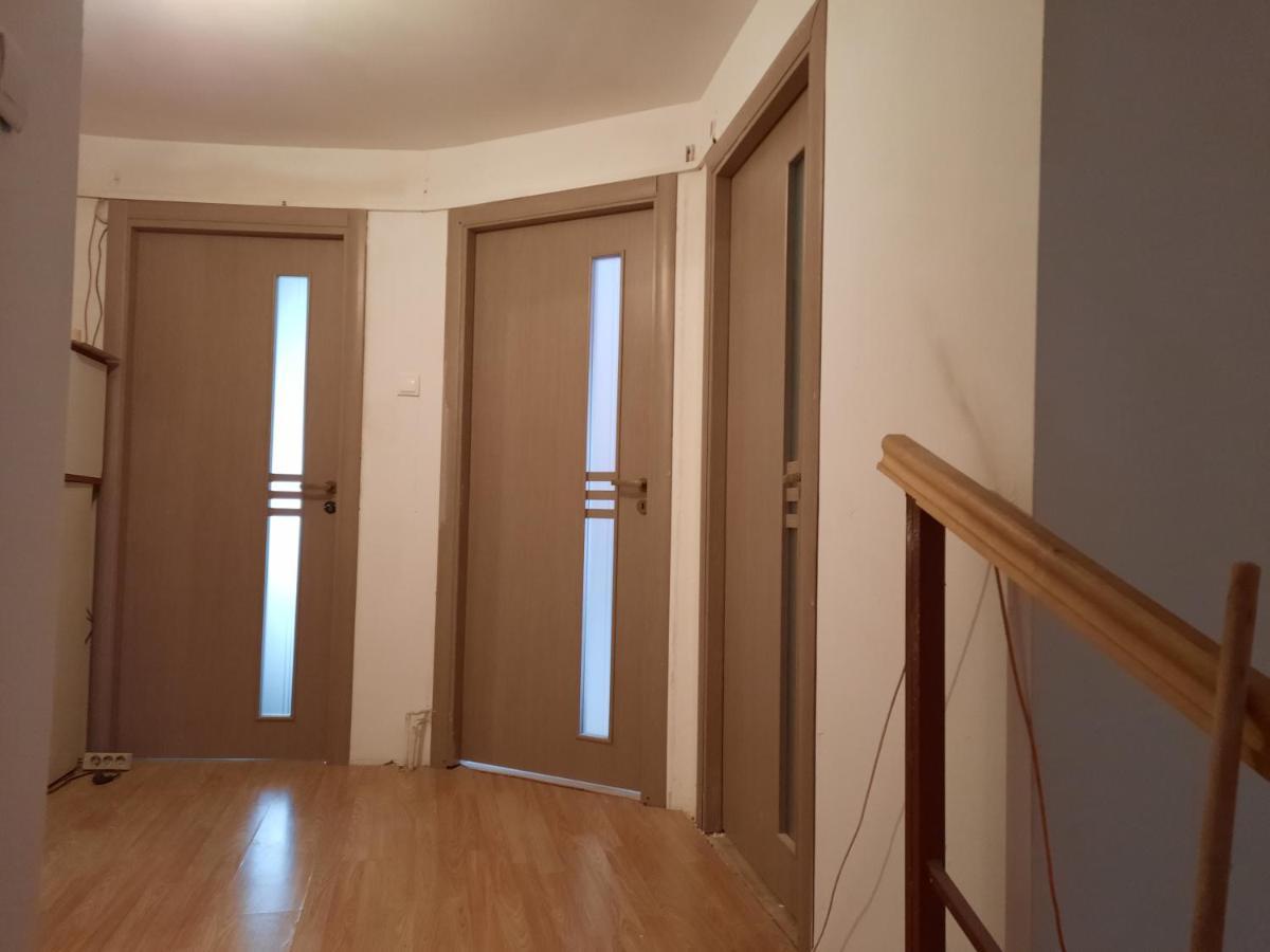 Casa Adrian Camere Centru Vechi Braşov Eksteriør billede